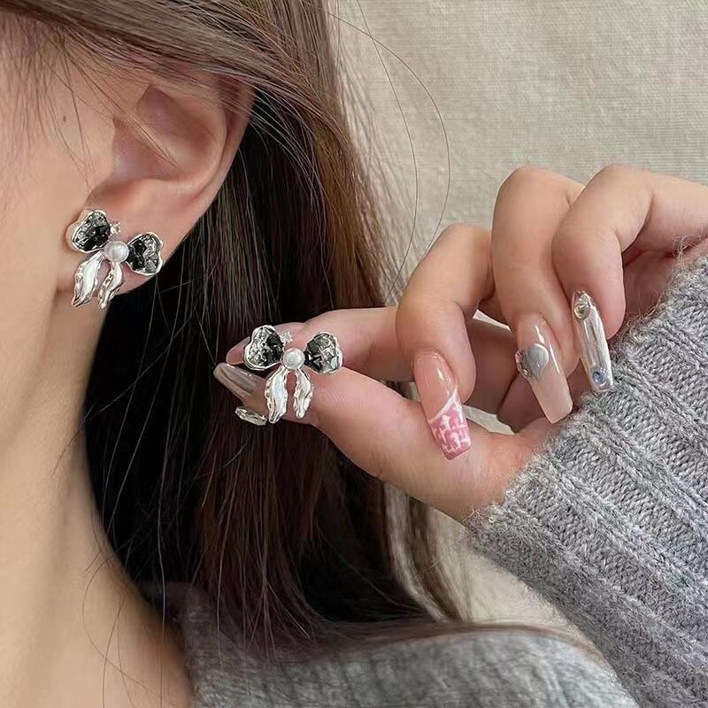 Роскошные цирконовые серьги-бабочки Уникальные элегантные серьги-гвоздики со стразами и блеском для женщин Модные очаровательные украшения для ушей подарки