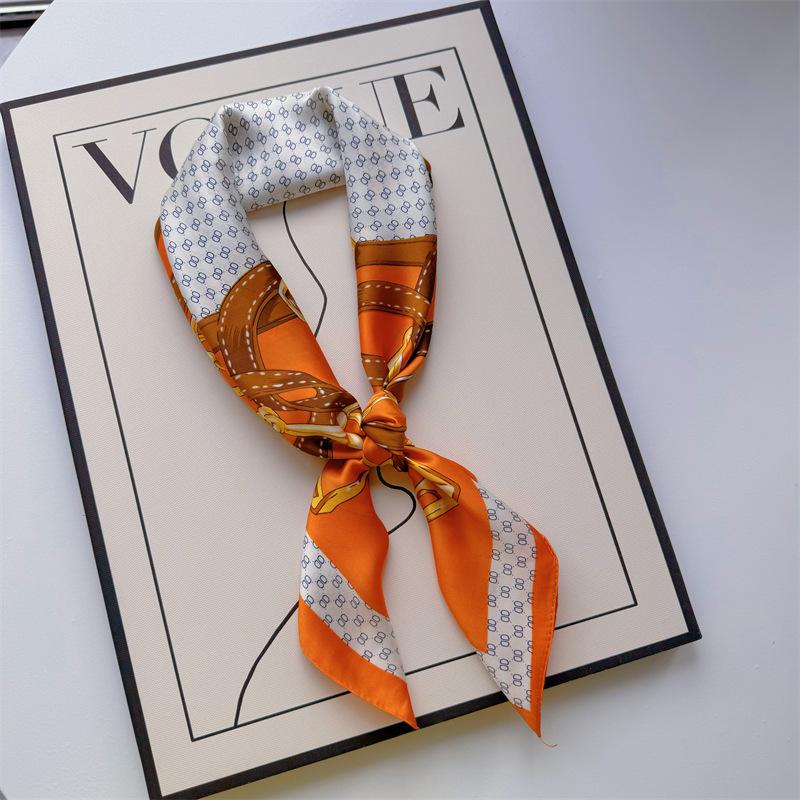 New Hundred Hundred Satin Letter Print Neckerchief 70×70 Silk Scarf Small Square Scarf High Sense of French Scarf