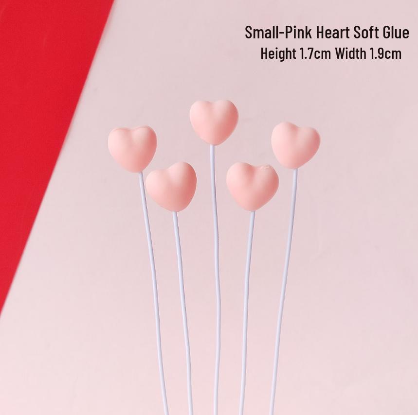 Украшение торта ко Дню матери: Милые елочные игрушки «Мама и лучшая подруга» - Утка-звезда интернета, подключаемая к розетке.