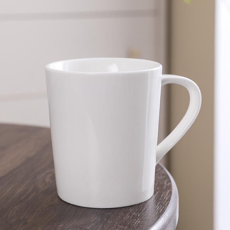 Чисто белая простая керамическая чашка для отеля, кофейная чашка, керамическая чашка, рекламная гравировка