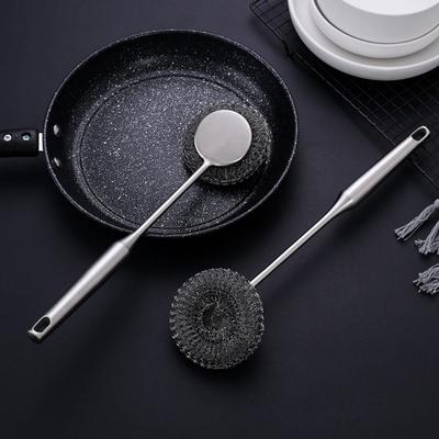 Сильная дезактивация проволочная шариковая щетка с длинной ручкой для удаления масла скруббер для кухни