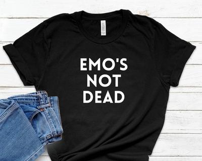 Женская футболка с коротким рукавом EMO'S NOT DEAD