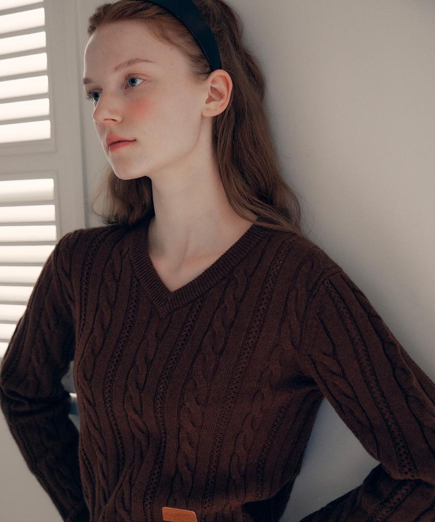 ROLAROLA V Neck Cable Label Knit Brown