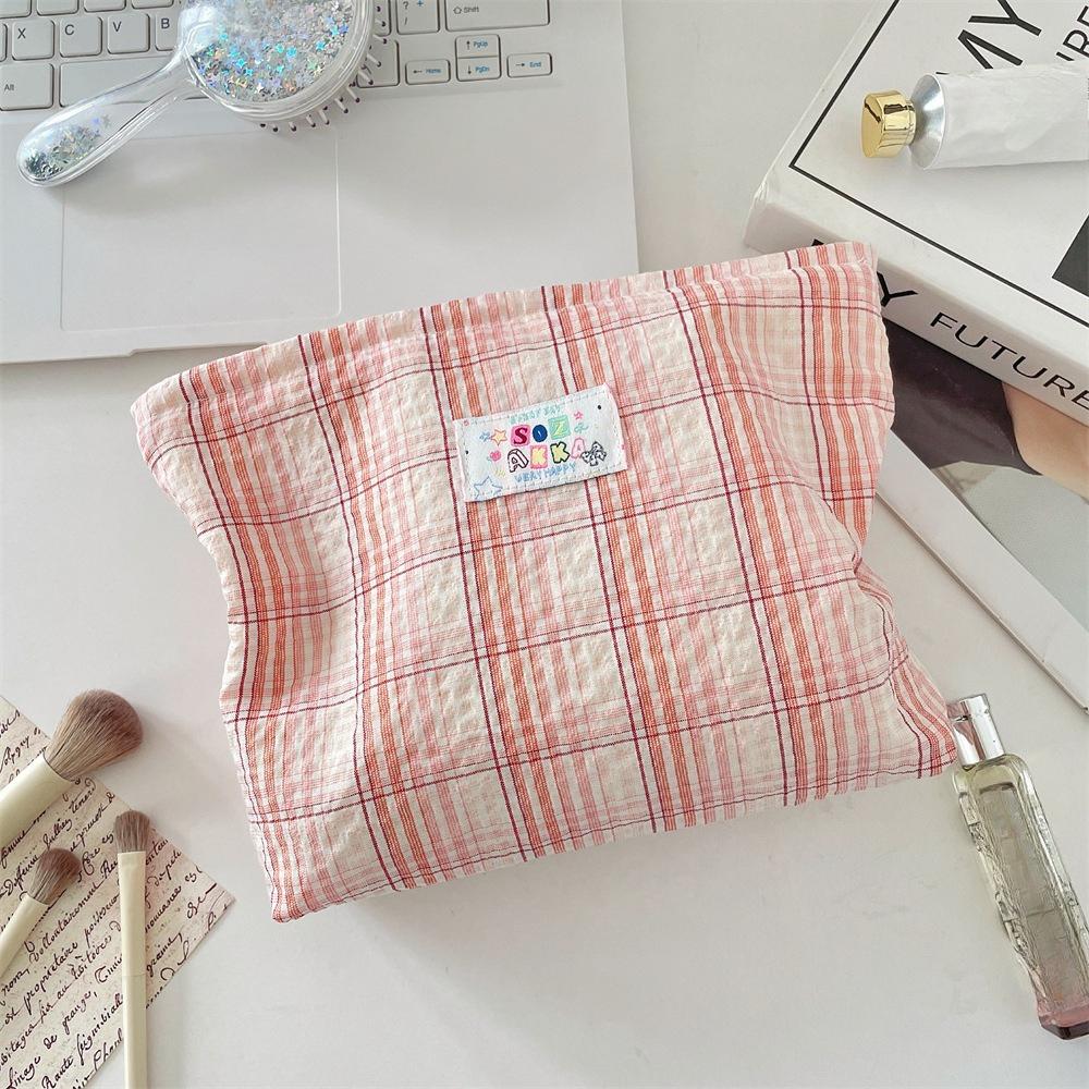 Fashion Plaid Cosmetic Bag Portable Travel Toiletry Bag Women Large Capacity Zipper Make Up Organizer Makeup Storage Bag