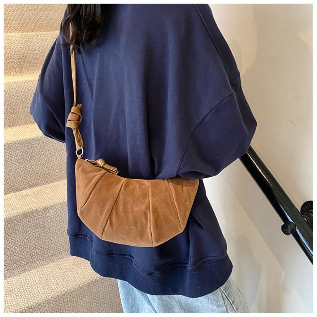 Высококачественные нишевые сумки для женщин Ретро и модные сумки в форме пельменей Сумки через плечо на одно плечо Универсальные сумки в форме круассана