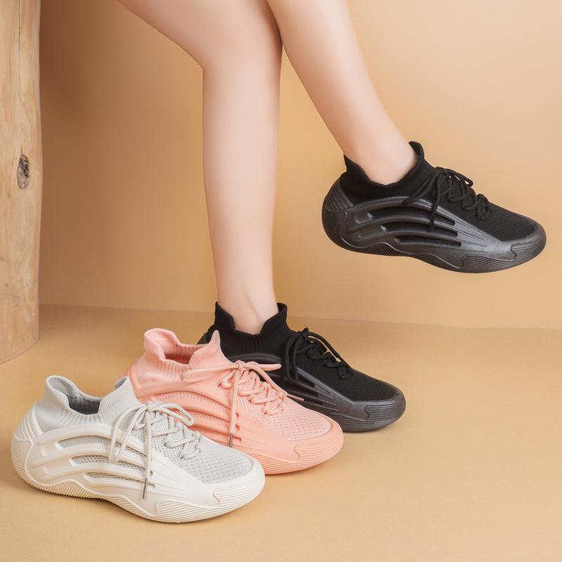Retro Fly-woven Shoes for Women's Spring and Summer New Thick-soled Non-slip Comfortable Breathable Elastic Casual Sports Shoes for Women