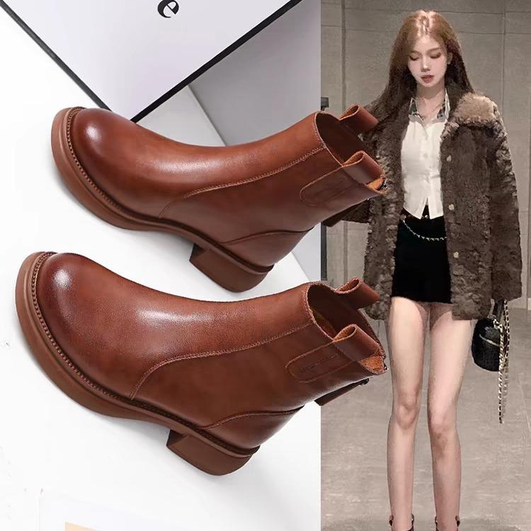 Ранняя осень короткие детские ботинки 2024 новые осенне-зимние ботинки Martin в британском стиле из мягкой кожи тонкие ботинки Chelsea на толстой подошве