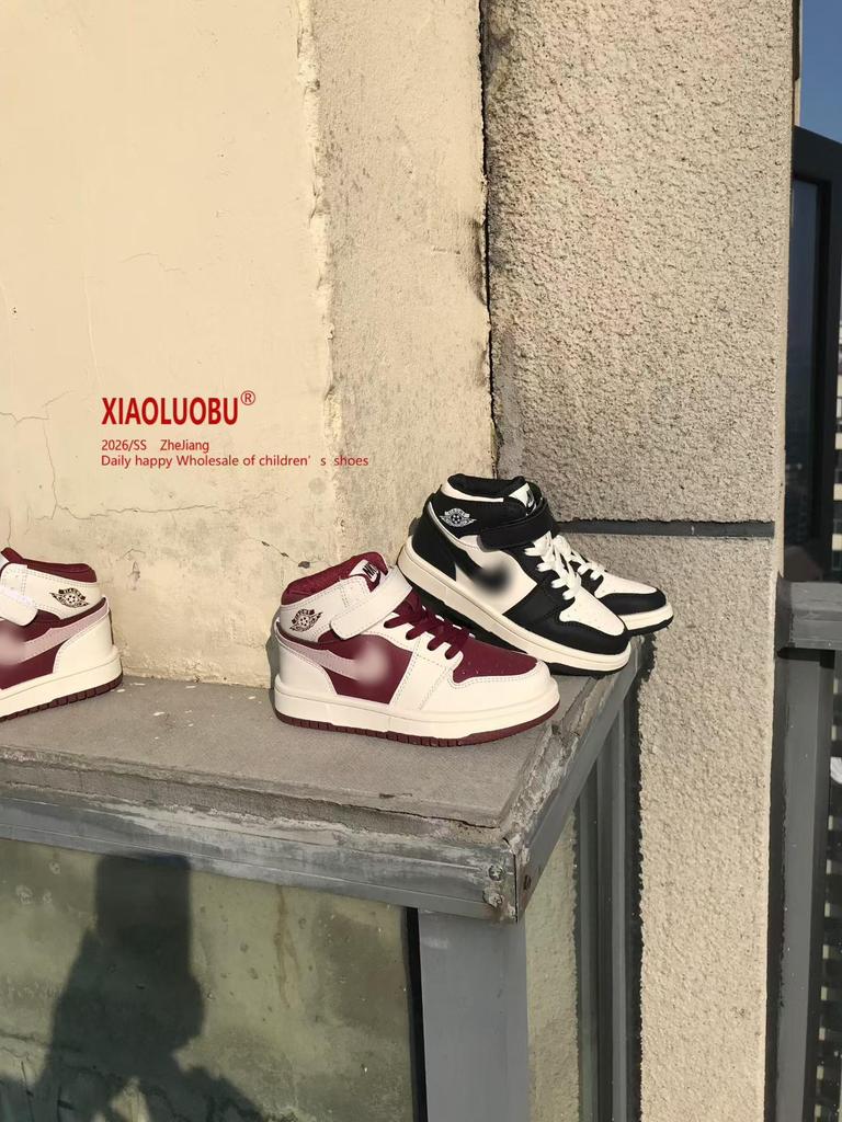 Модные нескользящие спортивные кроссовки для детей - Весна/Осень 2026, Удобный стиль AJ Board для мальчиков и девочек.