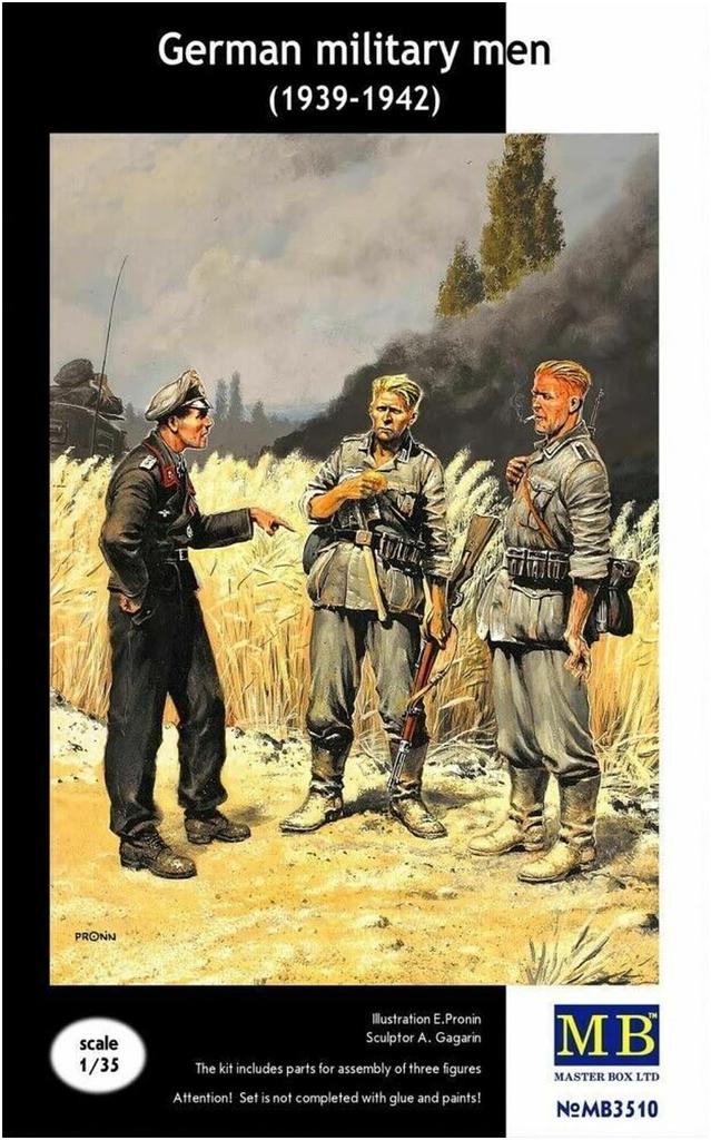 Master Box 1/35 Scale German Uncapped Infantryman and Tank Officer 1939-1942 (Set of 3) Plastic Model Kit MB35010