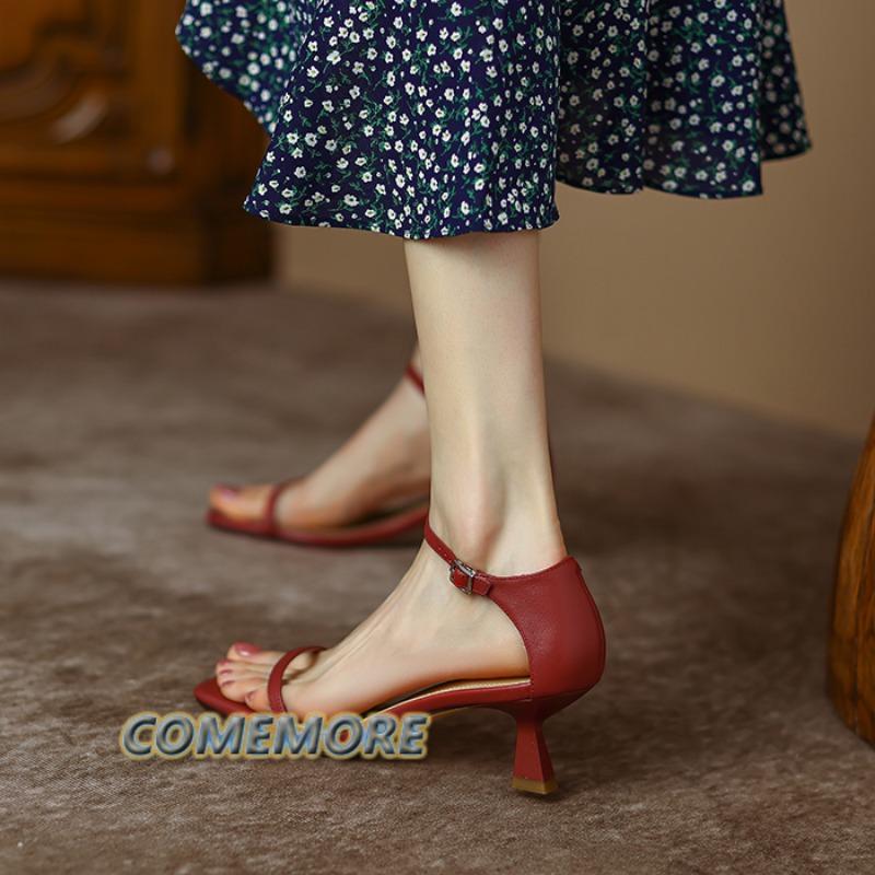 Женские сандалии 2024 Сексуальные с квадратным носком и ремешком на высоком каблуке Базовые туфли Повседневные для вечеринки Женские Французский Ретро Мода Летние Черные