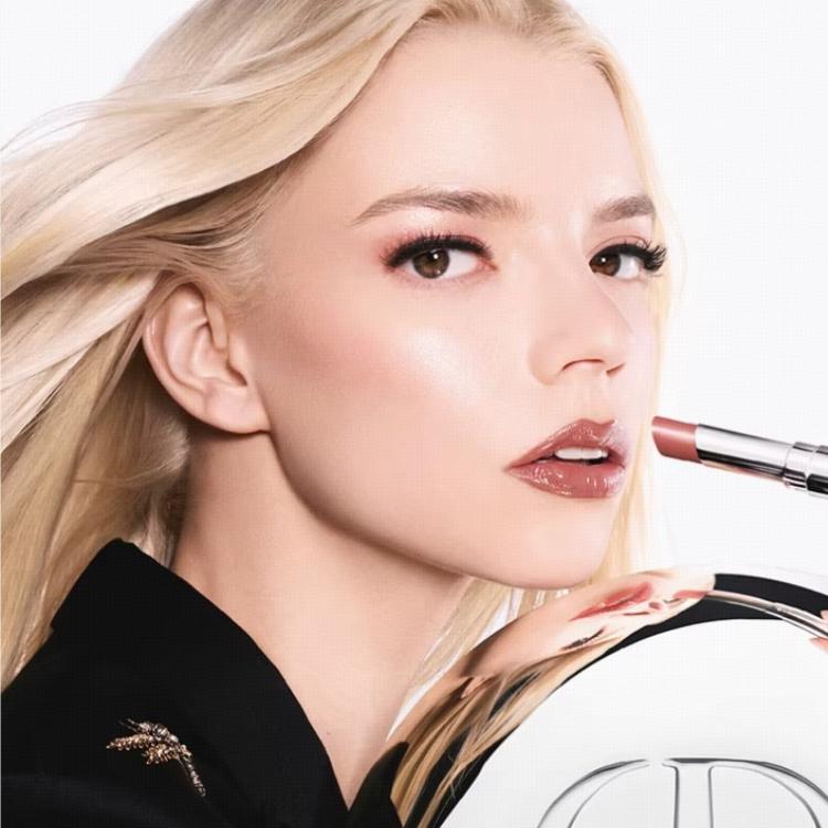 Dior Помада Addict с футляром