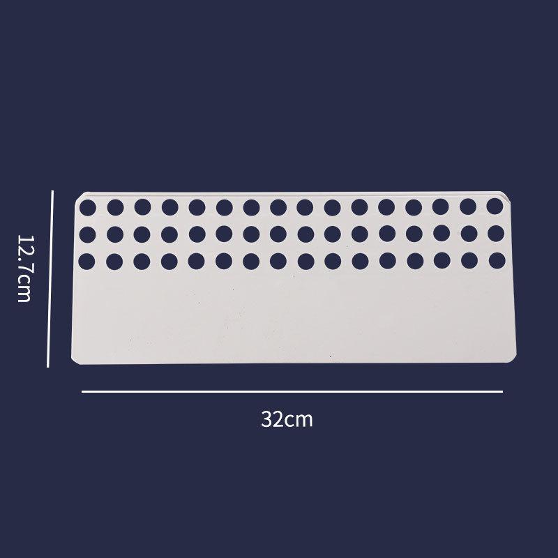 Пластиковый ящик для хранения вещей