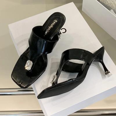 Женская обувь – Сандалии