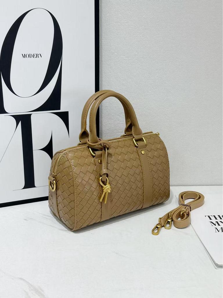 Сумка из плетеной воловьей кожи Diamond, осень/зима 2025 г.: Универсальная сумка для бизнеса, поездок на работу, через плечо и через почтальона