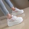 Fashion Petite Thick Bottomed White Women's Shoes 2024 Autumn/Winter New Release Spongy Cake Shoes Trendy Brand Color Block Sports Casua