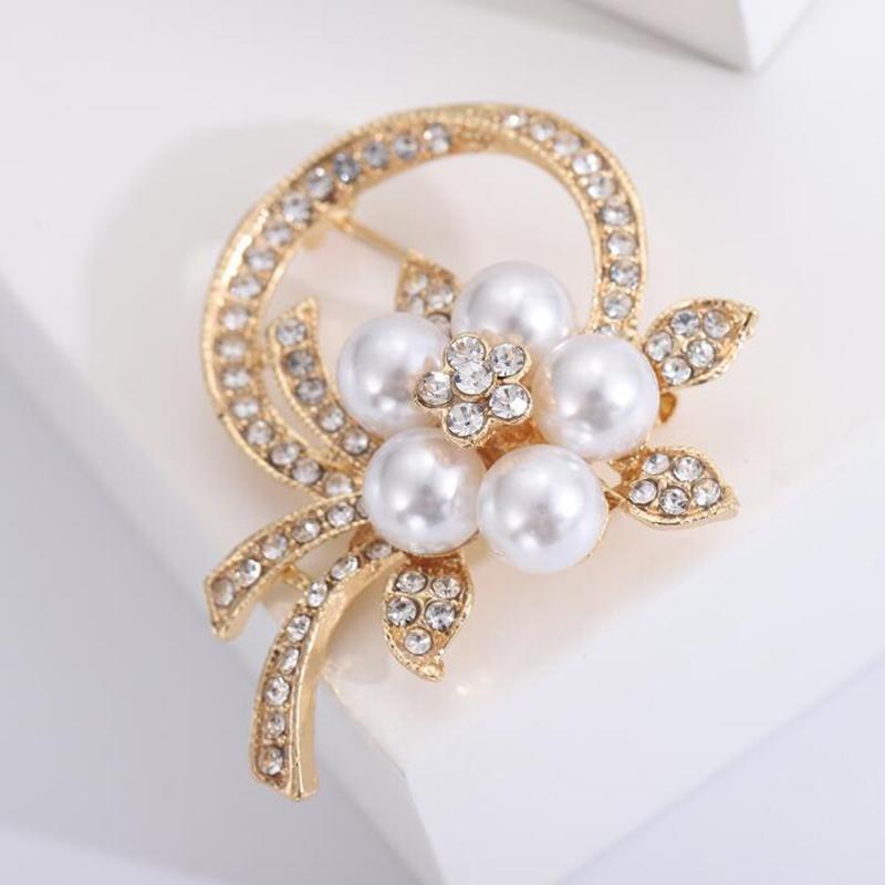 Hot-Selling Bustling Pearl Flower  High-Grade Pearl  Garland Brooch Corsage Corsage Women Accessories