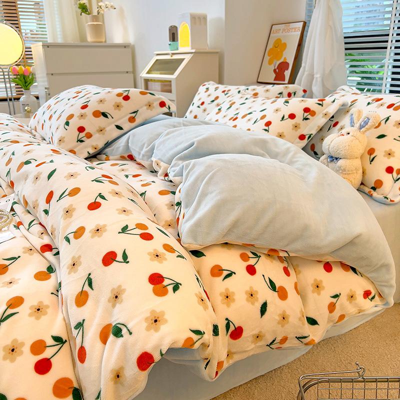 Зимнее молочное бархатное 4 предмета, скандинавское бархатное коралловое бархатное пододеяльник, фланелевая простыня, пододеяльник