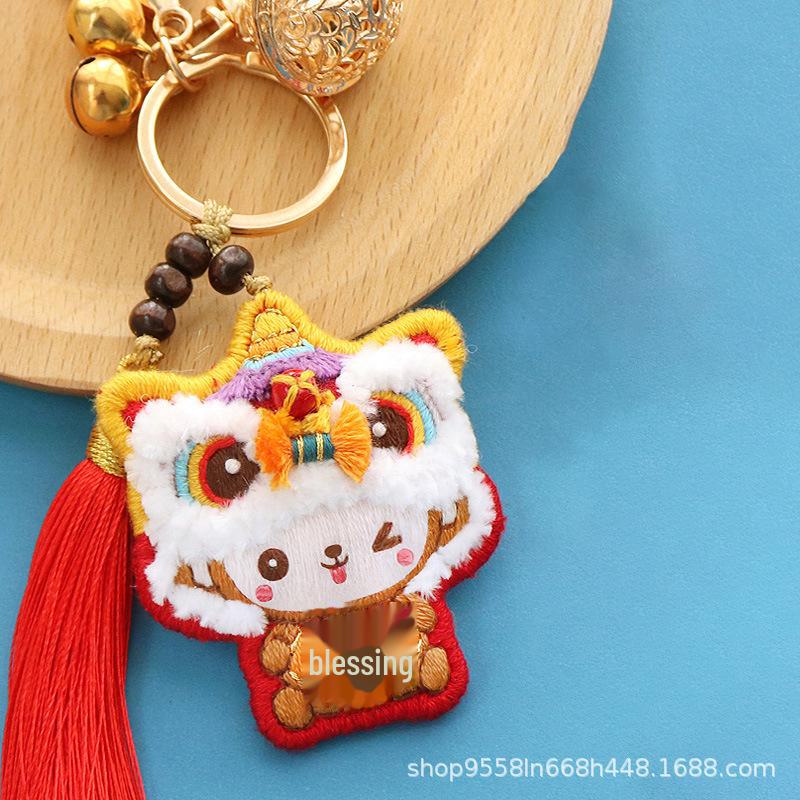 Набор для вышивки «Сделай сам» «Амулет мира»: Брелок-кошелек ручной работы в виде льва в подарок парню