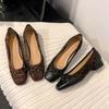 Весенние балетки Мэри Джейн в стиле коровьей шкуры с бантом 2025 - Обувь на низком каблуке во французском стиле