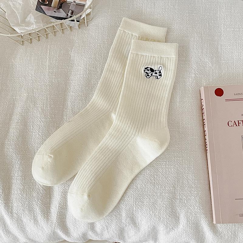 Белые носки с щенками для женщин на осень и зиму, однотонные хлопковые носки, милые мультяшные носки до середины икры без косточек для женщин