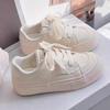 Корейская версия маленьких белых туфель, универсальные женские туфли для лета и осени 2025 года, новая платформа, спортивные туфли для отдыха и спорта, легкие, недорогие туфли для сноуборда