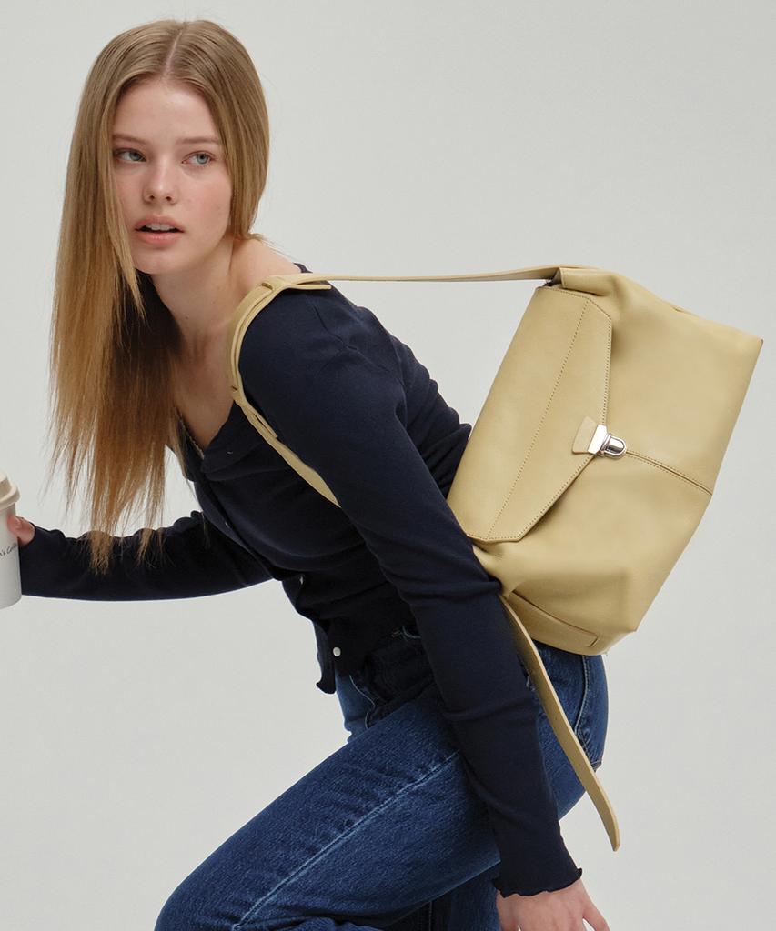 Nutnut Aure Buckle Flap Bag - Yellow
