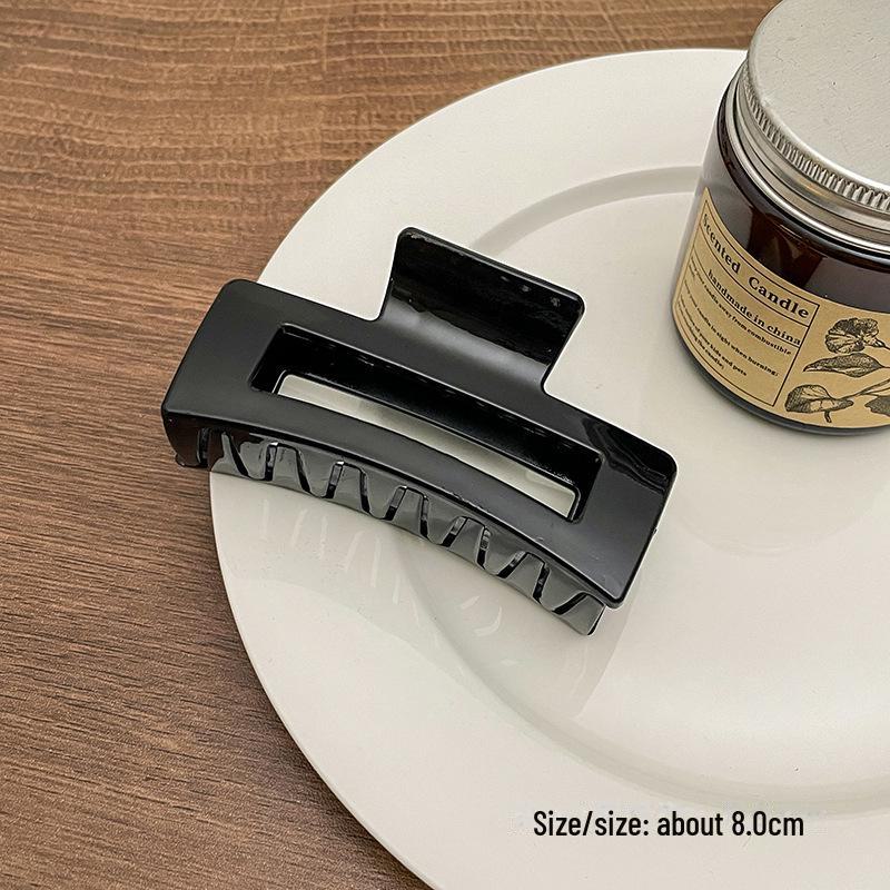 Большая женская шпилька высокого класса: Новая модель Shark Clip 2025 года на осень/зиму