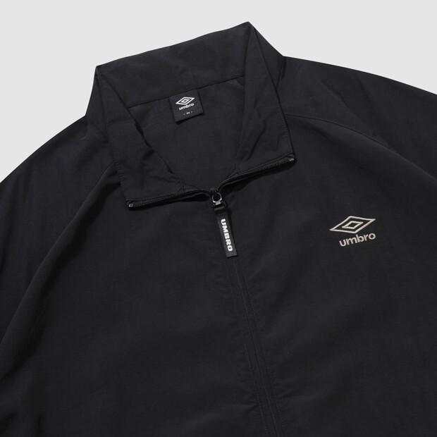Umbro Классическая ветровка с воротником-стойкой для разминки Черная Ur121Cjk31 (Тип)