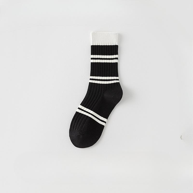 5 Pairs of Female Spring and Autumn Black and White Striped Cotton Anti Beriberi Deodorant Tube Socks