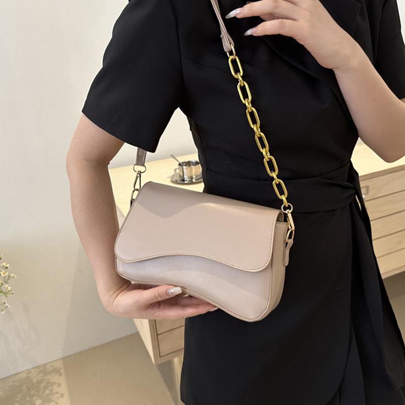 Винтажные кожаные сумки через плечо для женщин, дизайнерские женские сумки с небольшим клапаном на плечо, сумки через подмышку и кошельки