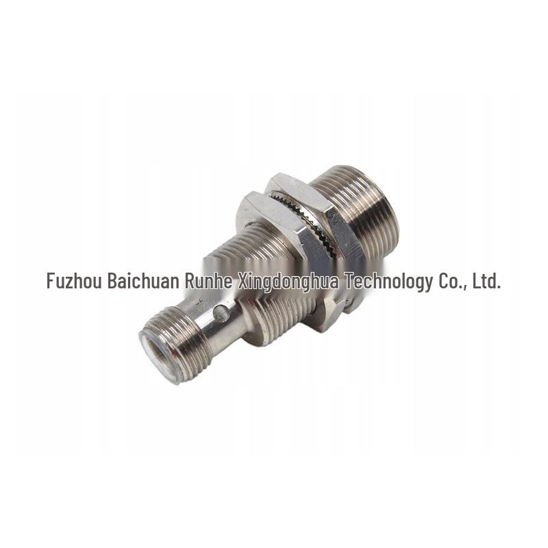 Оригинальный новый индуктивный датчик P+F NBB5-18GM50-E0 и NBB15-U1-E2 в наличии.