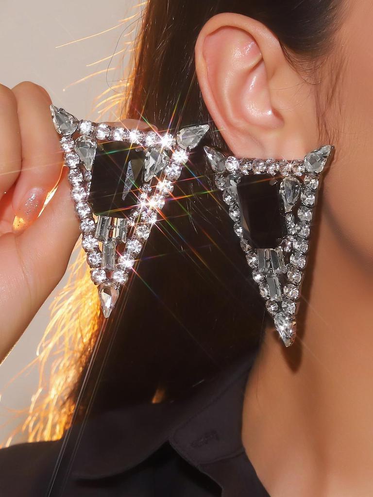 «Черные невыцветающие серьги-кольца большого размера для женщин с яркой индивидуальностью»