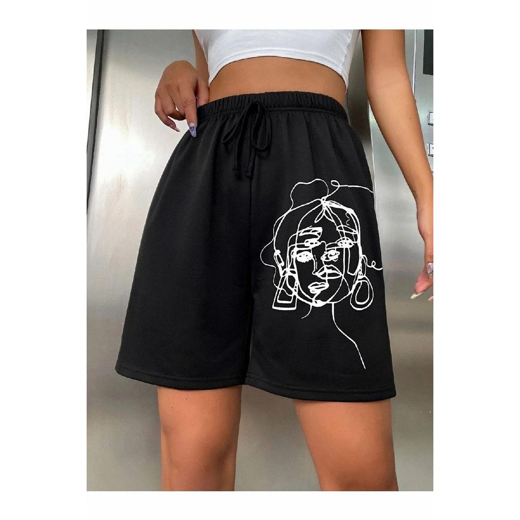 Короткие женские шорты с принтом Черные шорты с принтом