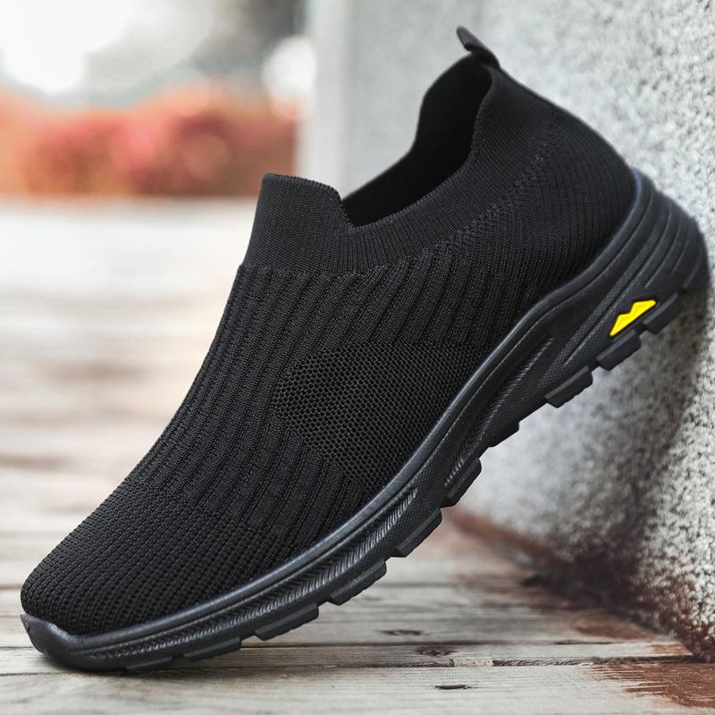 2025 лето новая повседневная мужская обувь на одной педали, носки, обувь для ходьбы с широким голенищем для пожилых людей, нескользящая обувь для ходьбы, обувь для внешней торговли