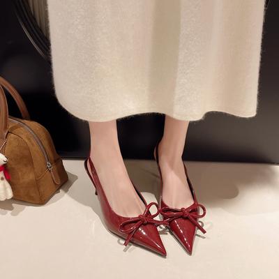 Красивые сандалии женские весна и лето новый темперамент бант сзади пустые легкие туфли с острым носком на высоком каблуке телесные