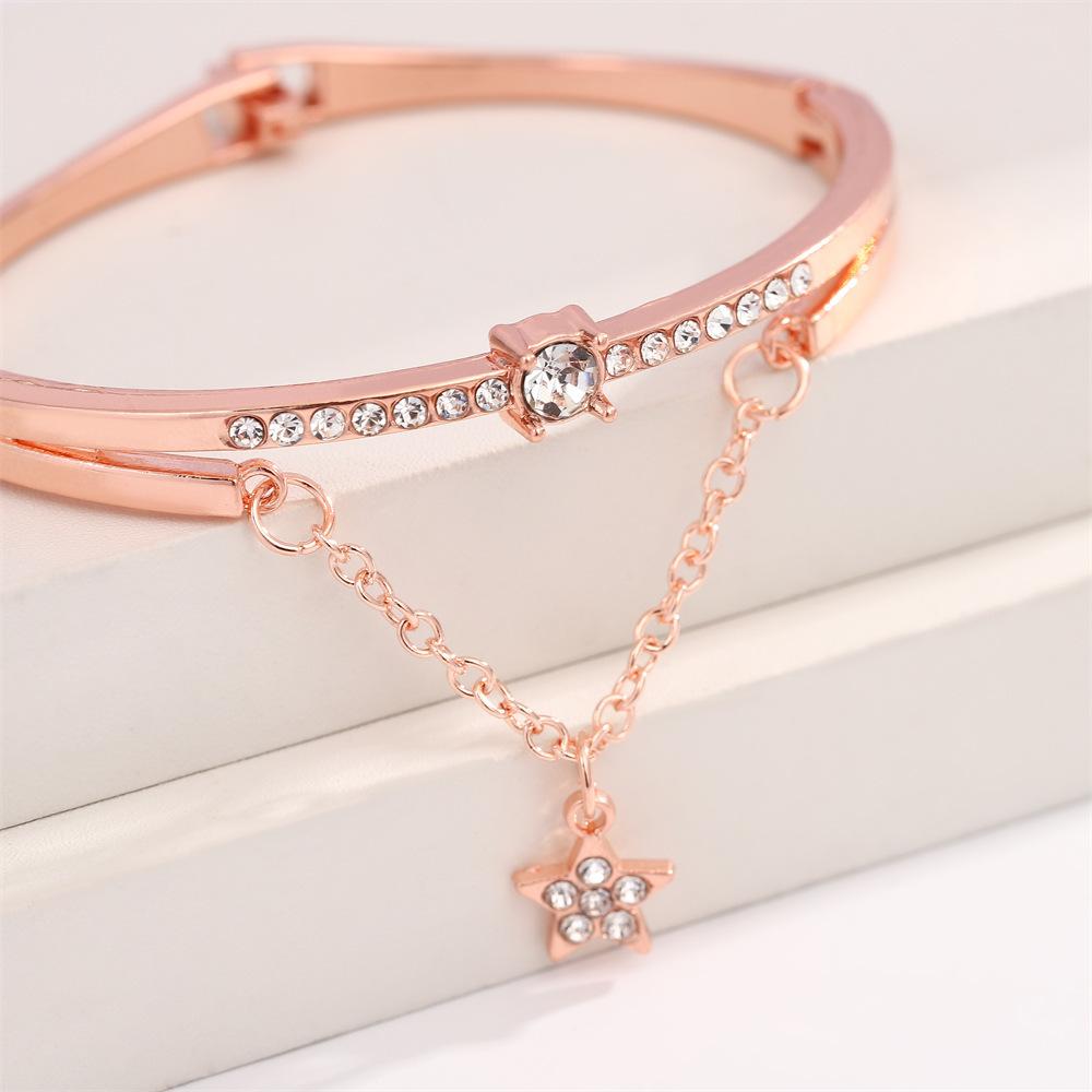 Pentagram Star Diamond Pendant Bracelet Crystal Wristband Wristlet Chain Accessories