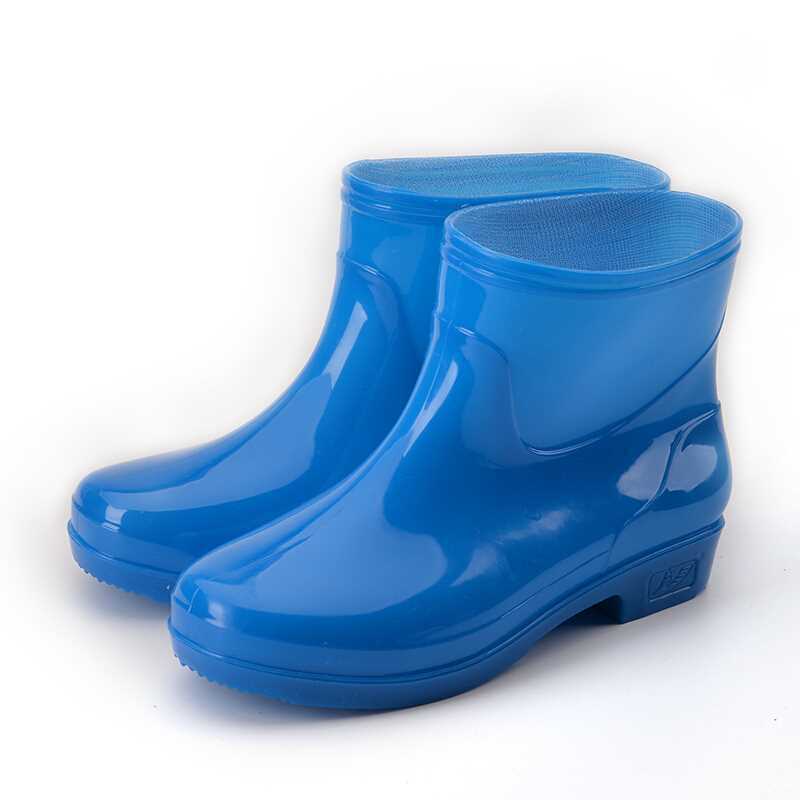 Rain shoes women's autumn and winter nonslip waterproof rain boots flatbottomed fashion water shoes warm velvet overshoes women's shoes