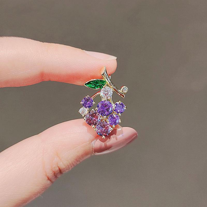 Exquisite Mini Crystal Grape Brooch - Cute Anti-Exposure Fixed Buckle Collar Pin for Women