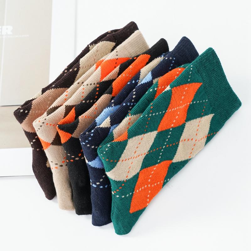 Women's Autumn Winter Socks Fashion Rhombus Thickened Warm Socks Women Mid-tube Socks