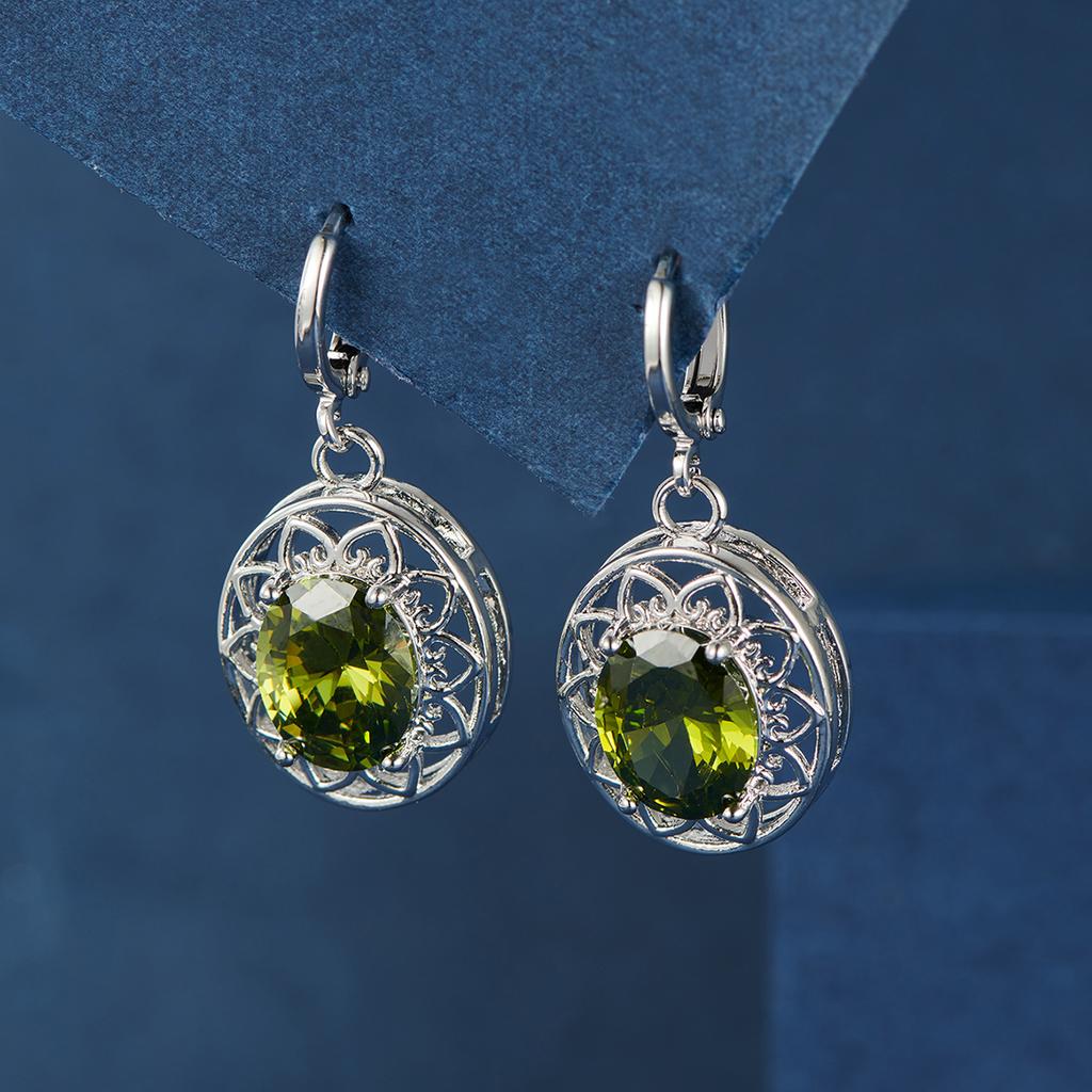 Dainty Oval Cut Olive Green Stone Flower Hoop Earrings Luxury Classic Silver Color Engagement Earrings for Women