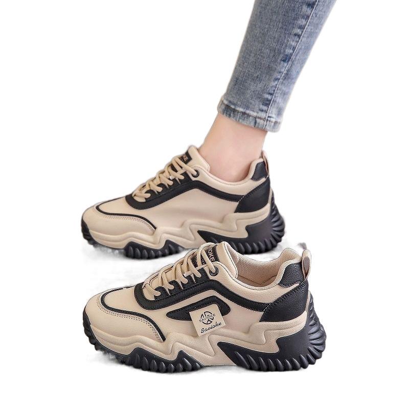 Кроссовки женские 2024 года, новые весенние и осенние, высококачественные европейские, на толстой подошве, популярные, для студентов, для демонстрации ног, маленькие, высокие, для папы