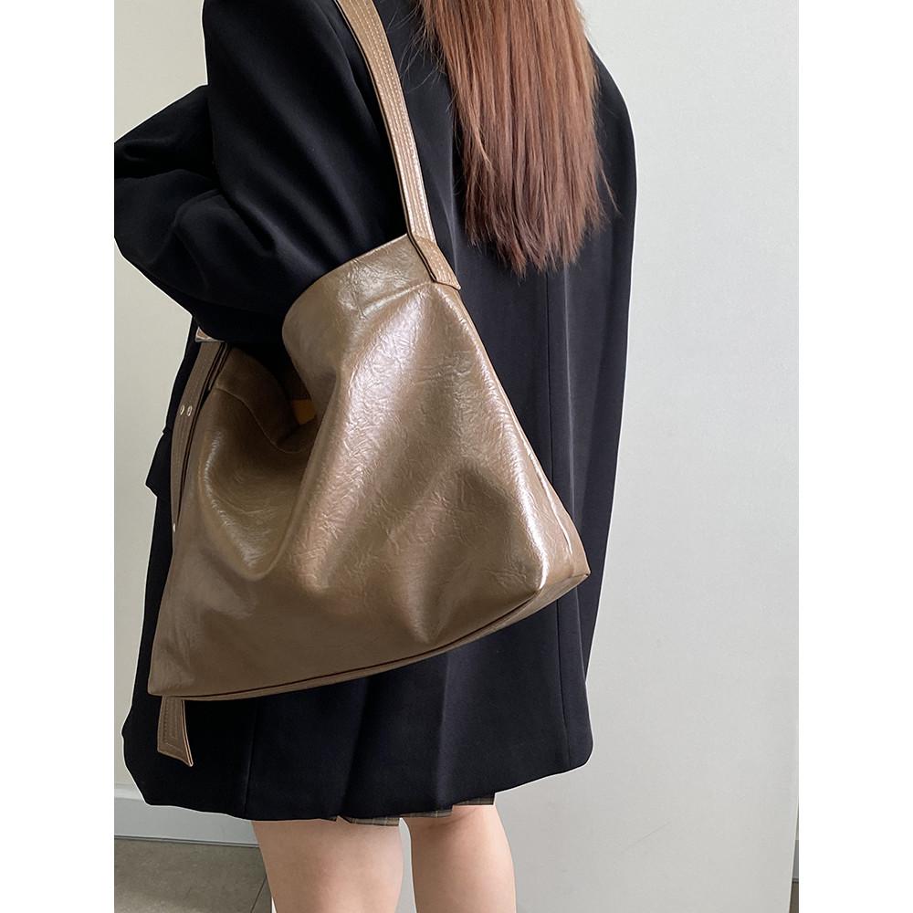 Ielgy Autumn Winter Retro Soft Leather Large Capacity Tote Bag