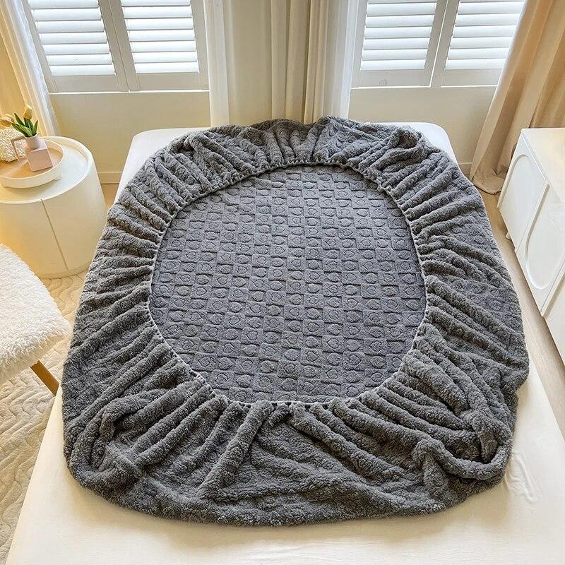 Утолщенный бархатный наматрасник, защитная накладка на кровать, тканое покрывало для кровати, плюшевая теплая простыня для дома, спальни, покрывала