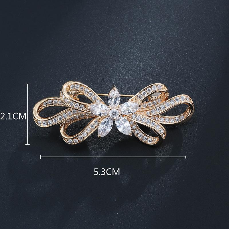 Korean Version of Exquisite Three-dimensional Bow Zircon Brooch, Spot Corsage Clothing Accessories Pin