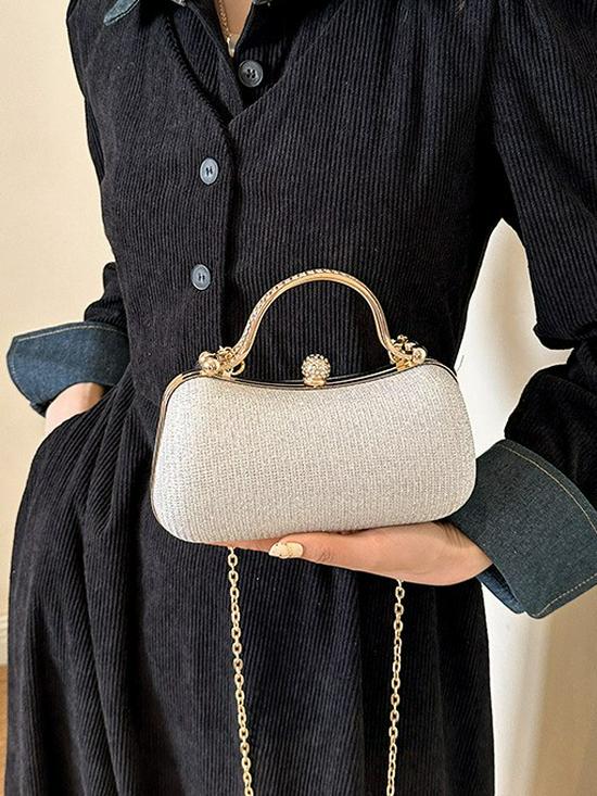 Трендовая вечерняя сумка через плечо кроссбоди 2025 года с дизайном в виде цепочки