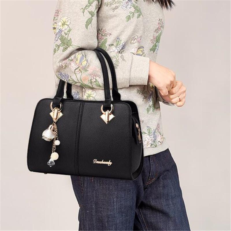 Shoulder Bag with Flower Tassel Crossbody Bags Handbag for Women