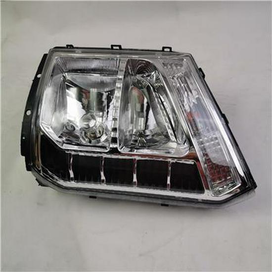 Совместимо с левой фарой Foton L0371010021A0