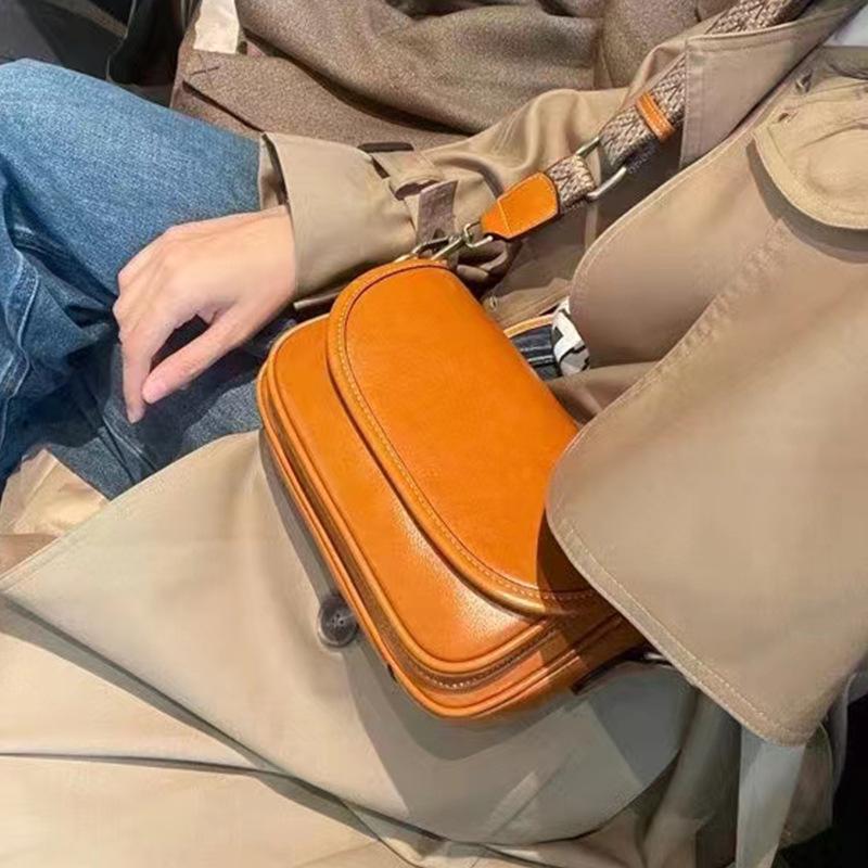 2024 Vintage Leather Crossbody Bag: Women's Autumn/Winter Trend, Small Square Cowhide Shoulder Bag