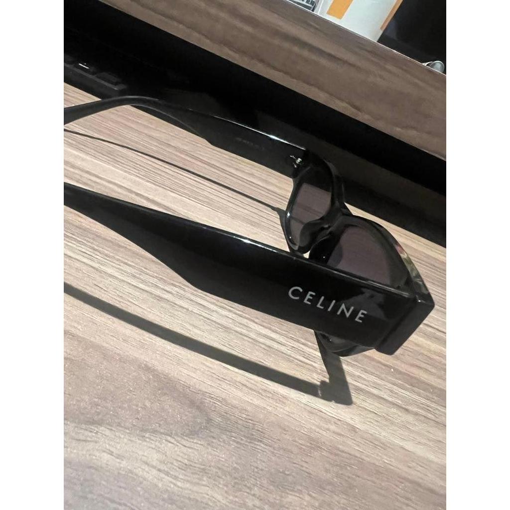 Б/у Солнцезащитные очки CELINE CL-40197U-01A