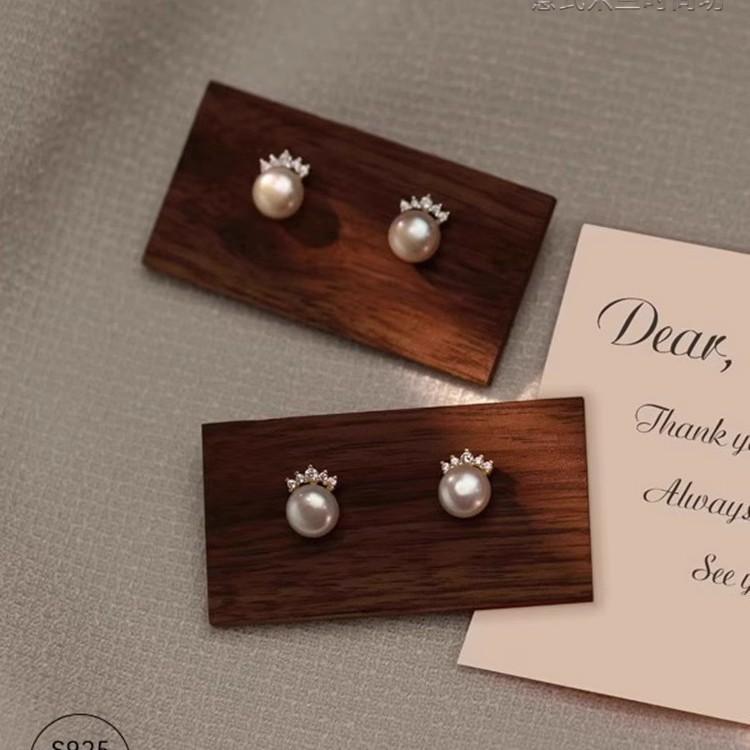 ANENJERY Geometric Zircon Simulated-pearl Crown Earrings Female Niche Versatile Exquisite Earrings Light Luxury High Jewelry Gift